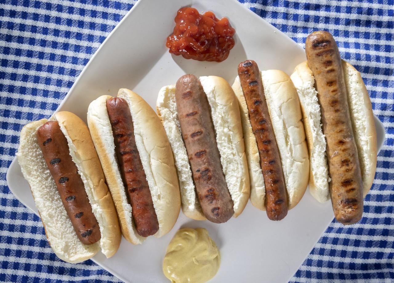 The Great Seattle Hot Dog Taste Test: Which Wiener Is The Very Best? | The  Seattle Times